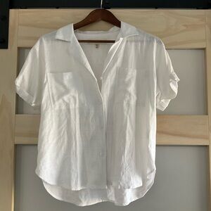 Thread & Supply White Linen Blend Short Sleeve Button Down Top – Medium